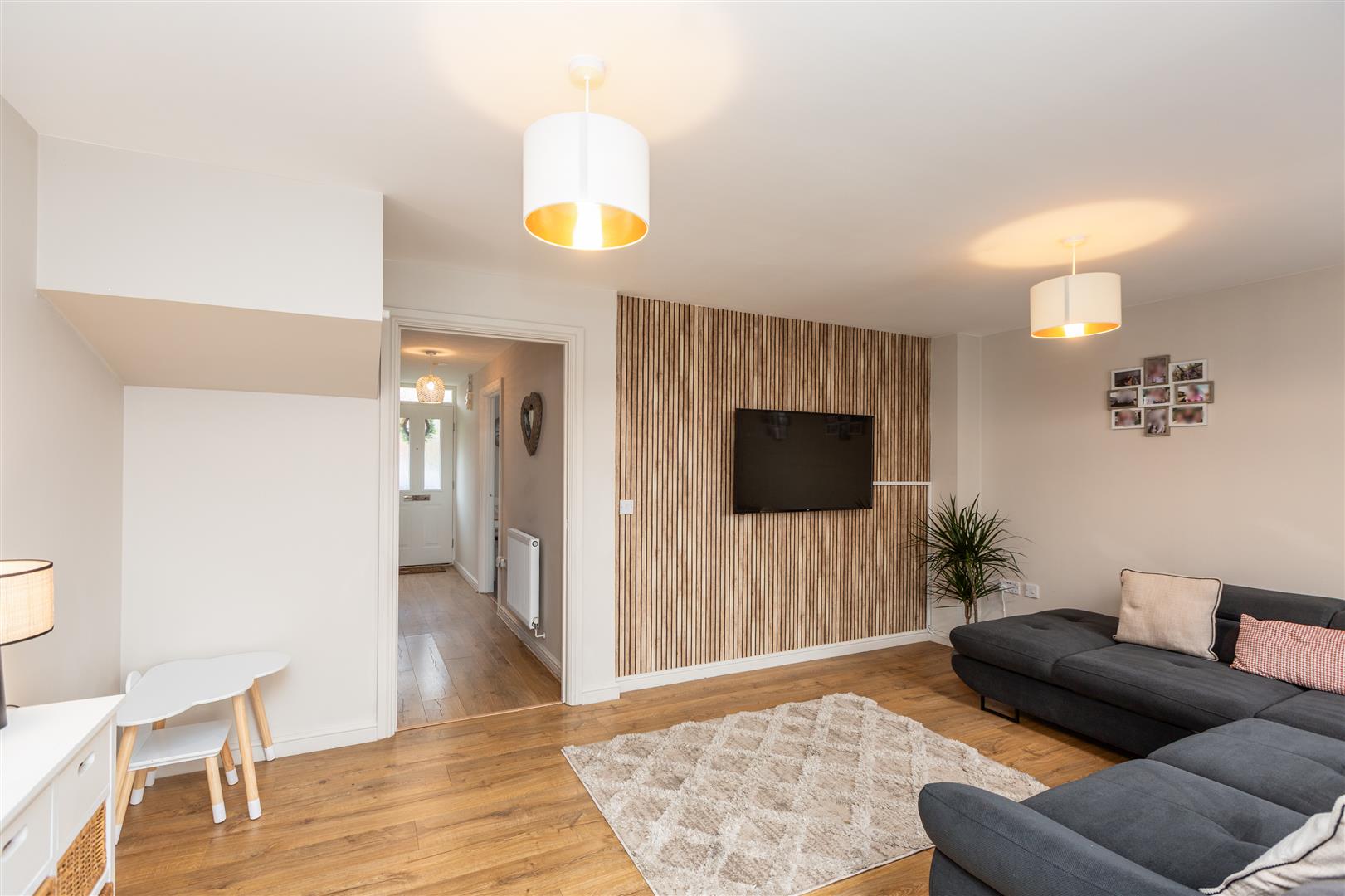 Ffordd Y Gamlas, Bynea, Llanelli, SA14 9AY